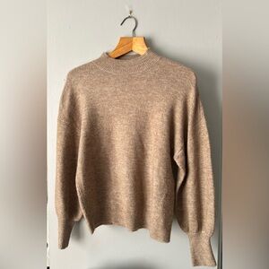 ✌️4 for $20✌️ Vero Moda cozy neutral sweater